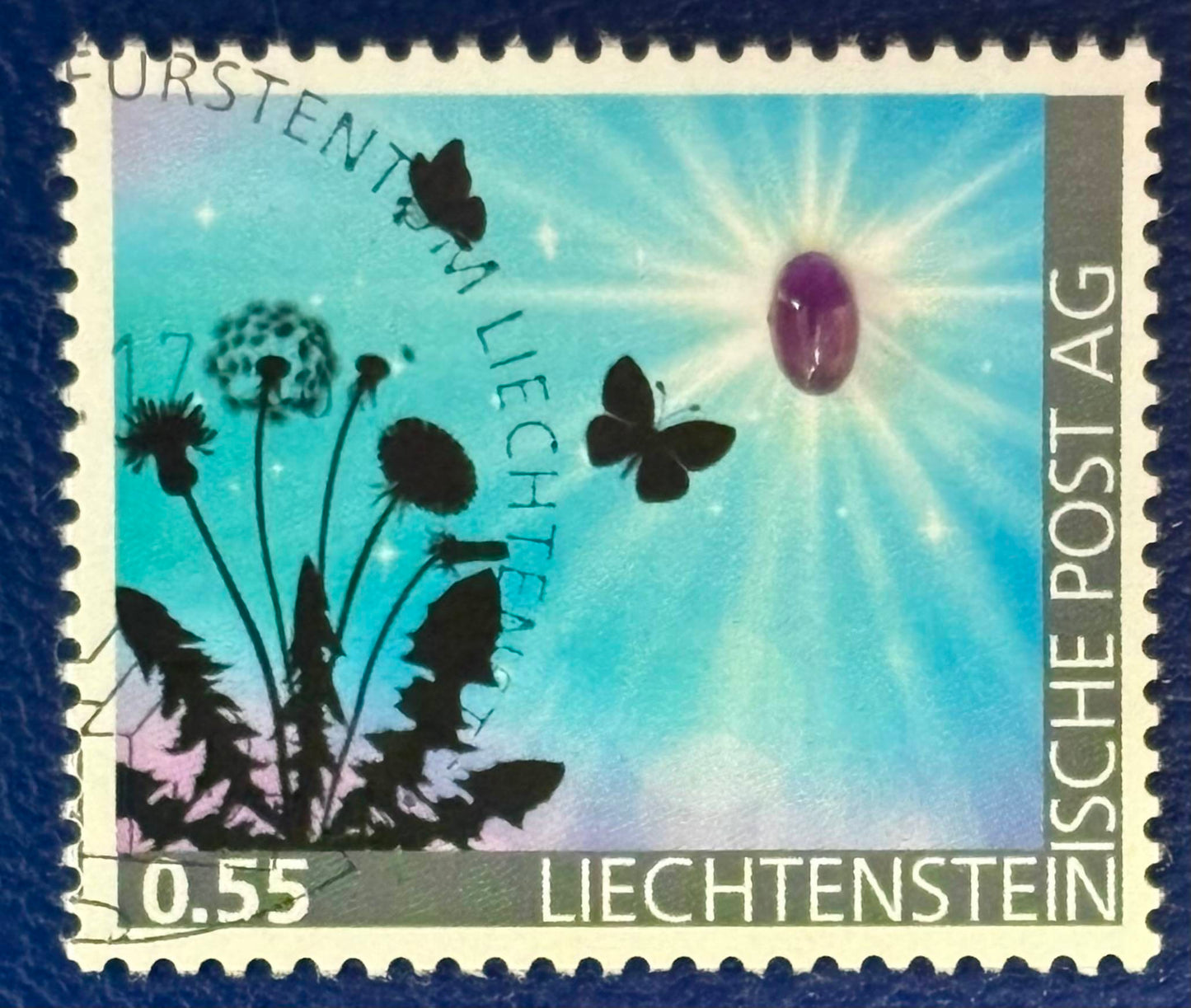 Liechtenstein - Die erste Amethyst-Briefmarke gestempelt