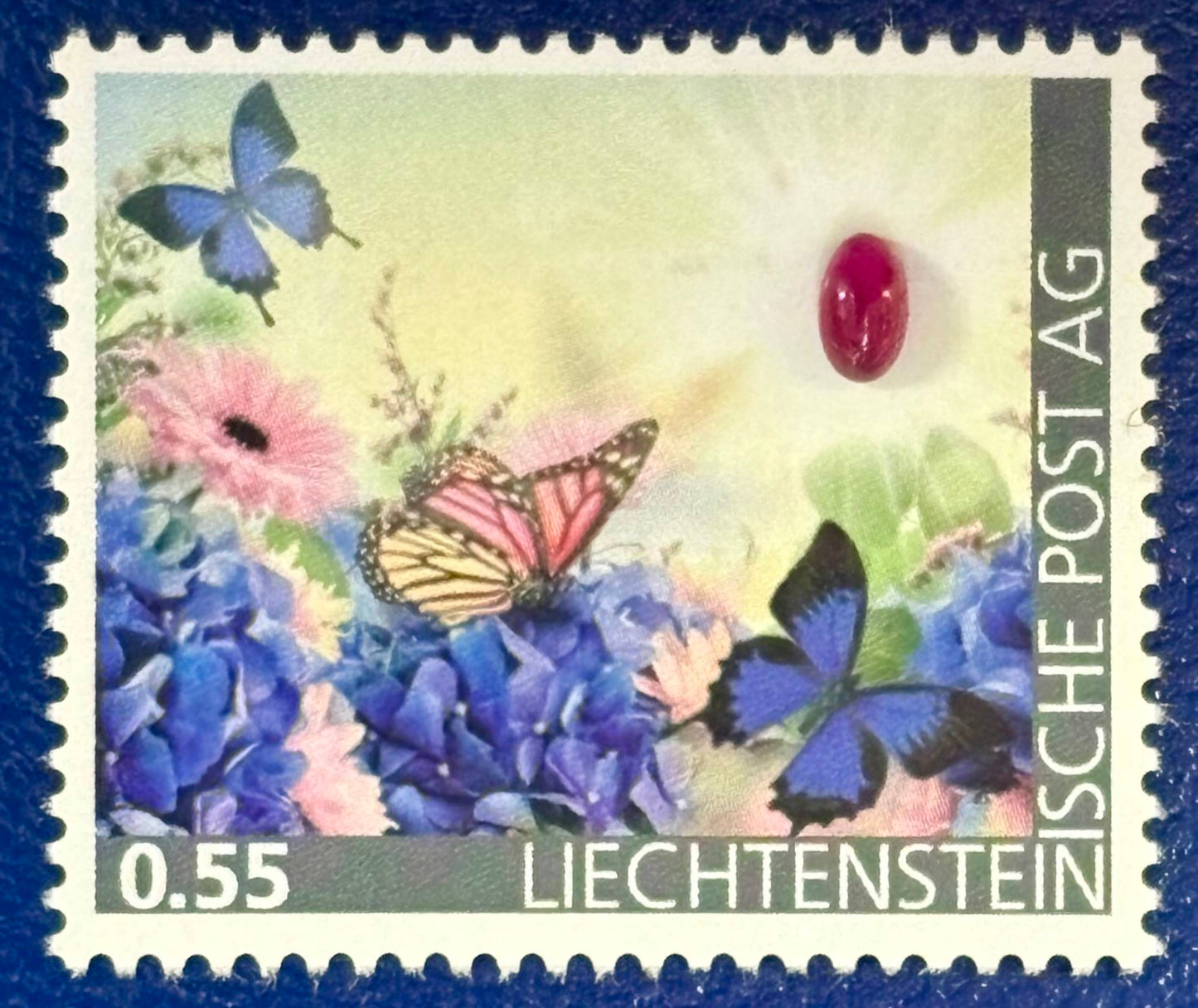 Liechtenstein - Die erste Turmalin-Briefmarke postfrisch
