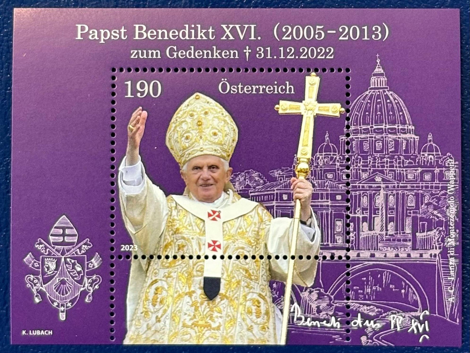Österreich - Blockausgabe Papst Benedikt XVI. aus dem Jahre 2023