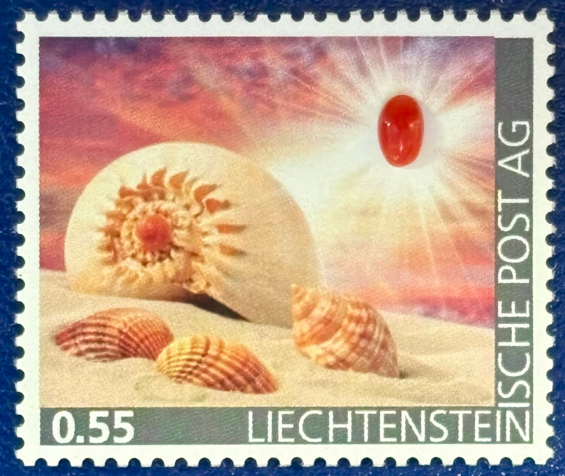 Liechtenstein - die erste Koralle-Briefmarke postfrisch
