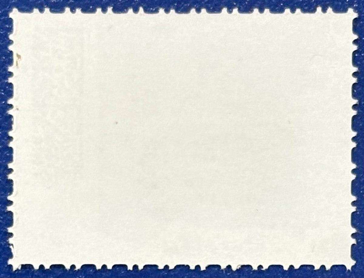 Aenne Burda und die erster Briefmarke der Welt mit Schnittmuster Zähnung