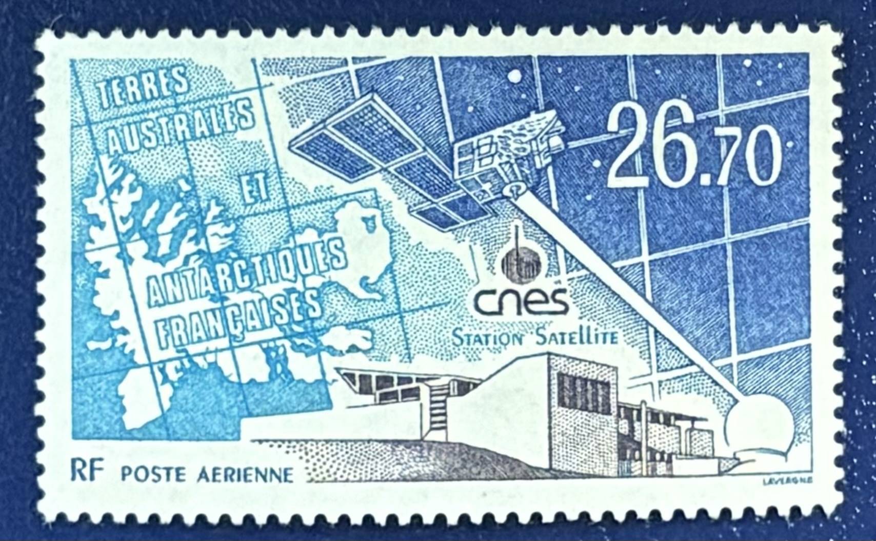 Französische Gebiete in der Antarktis - Einzelwert "Satellitenstation des Nationalen Zentrums für Raumforschung"